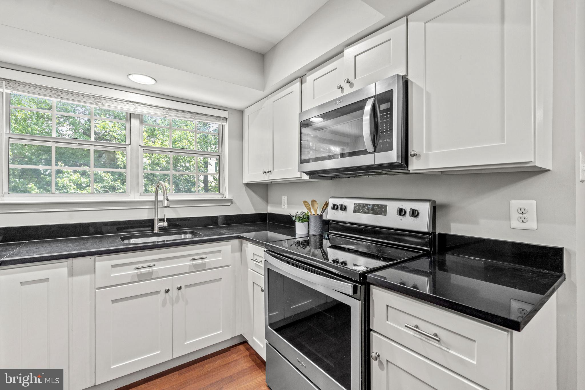 3803 GREEN RIDGE COURT 201