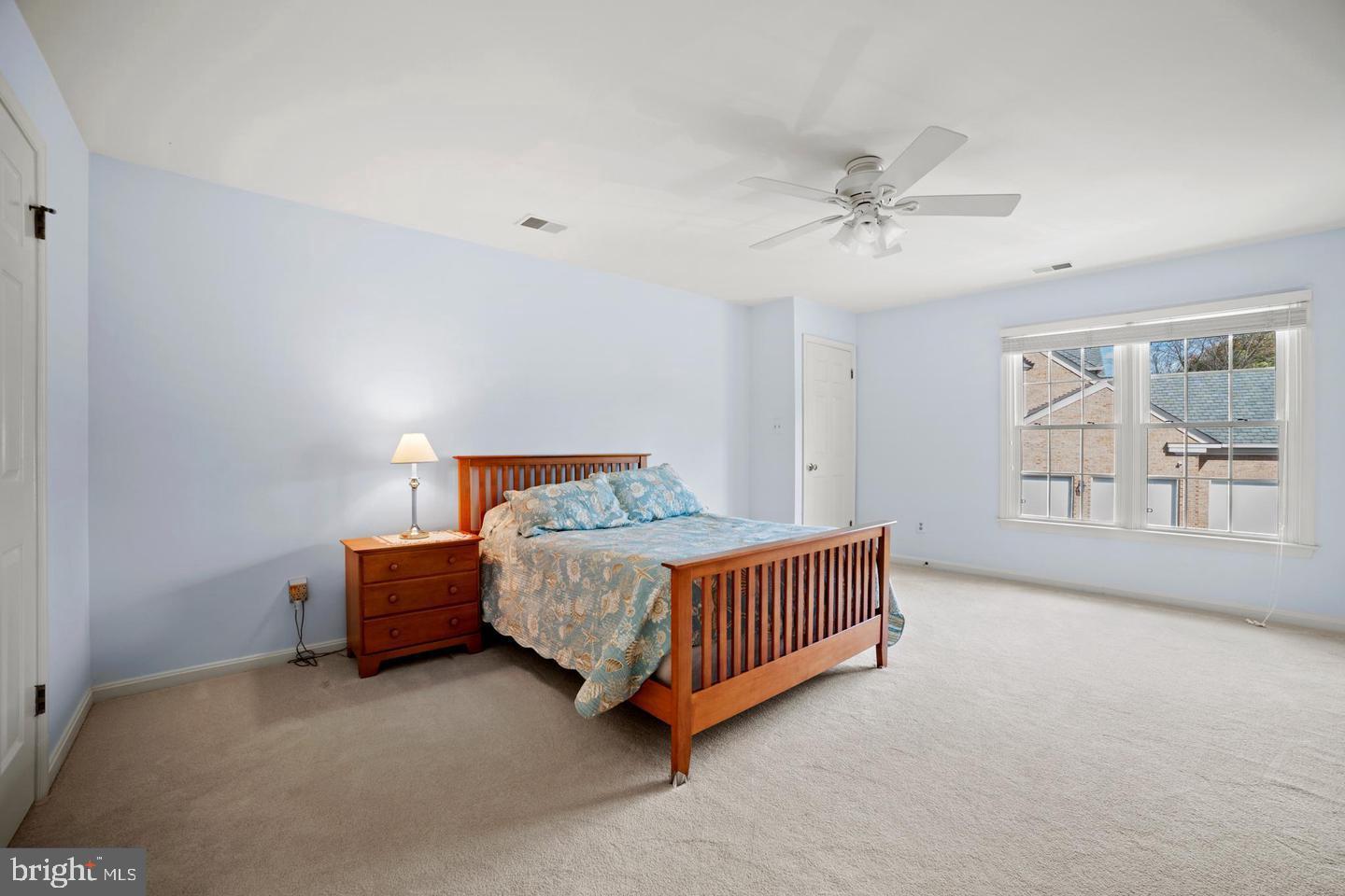 1292 MIDDLETON COURT