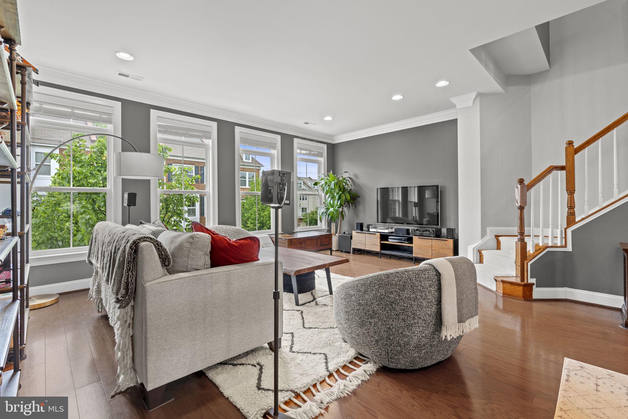 9618 STOCKWELL LANE
