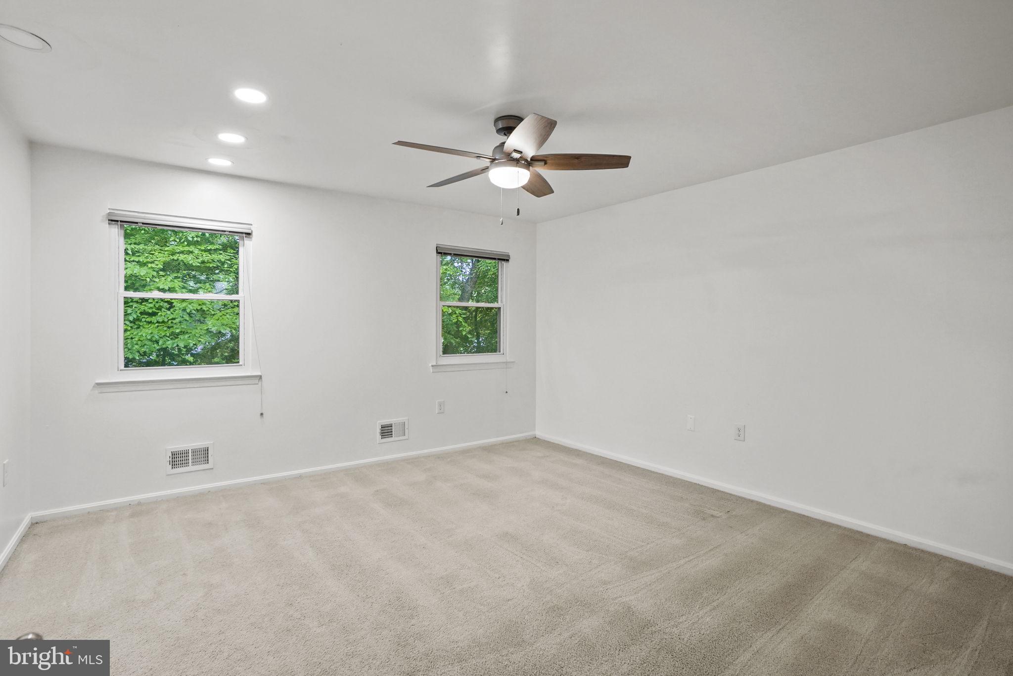 9086 BROOK FORD ROAD