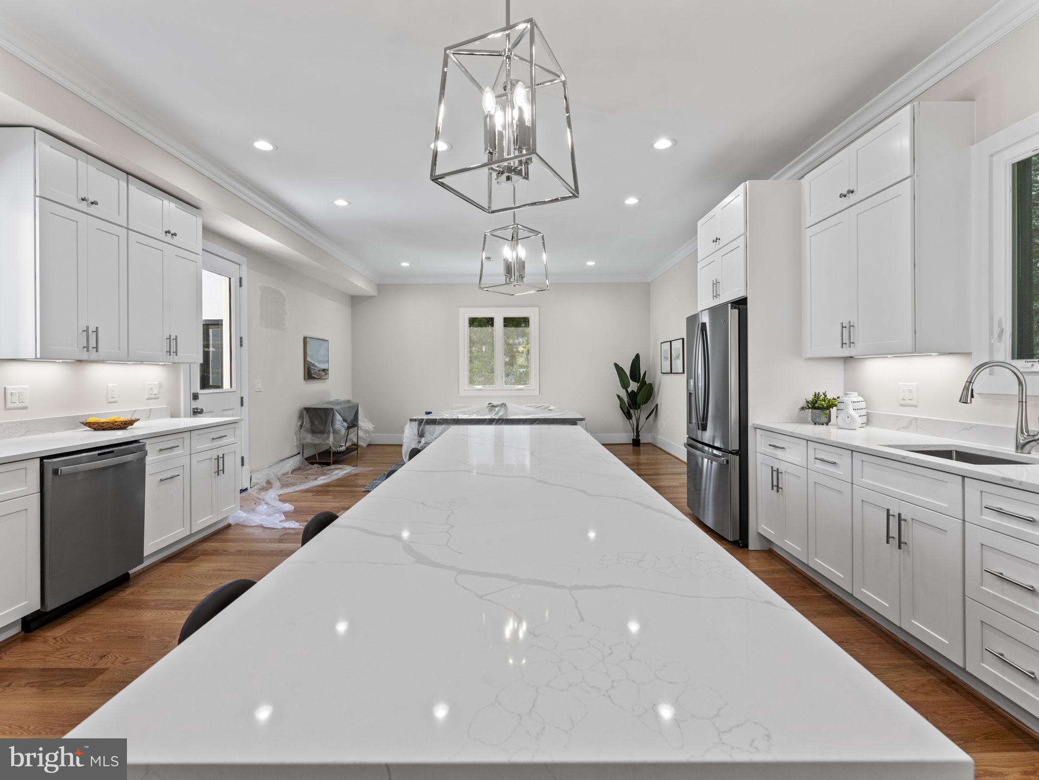 4110 FERRY LANDING ROAD