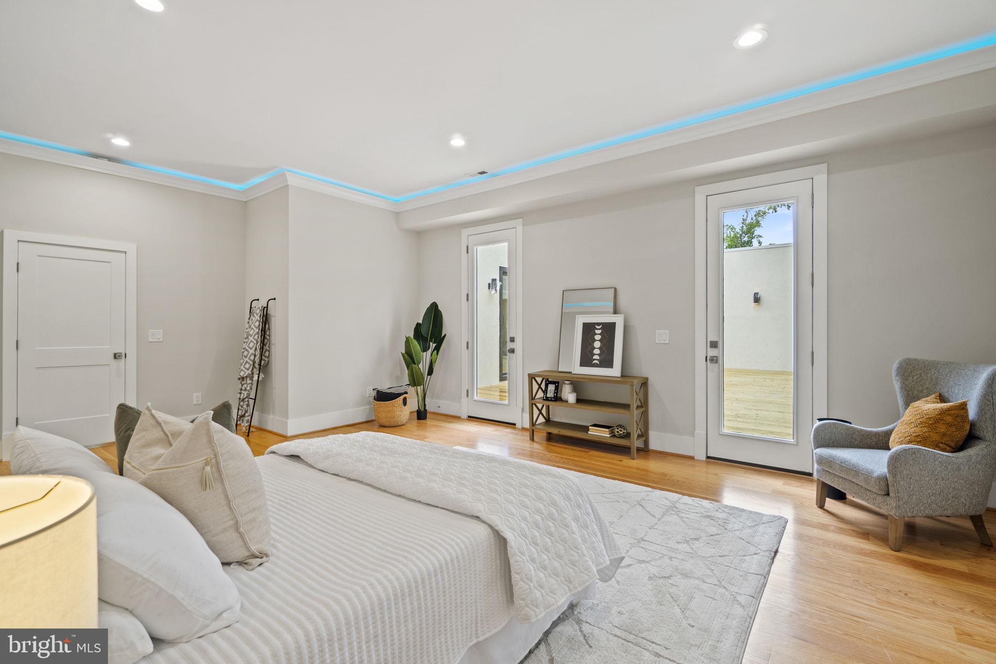 4110 FERRY LANDING ROAD