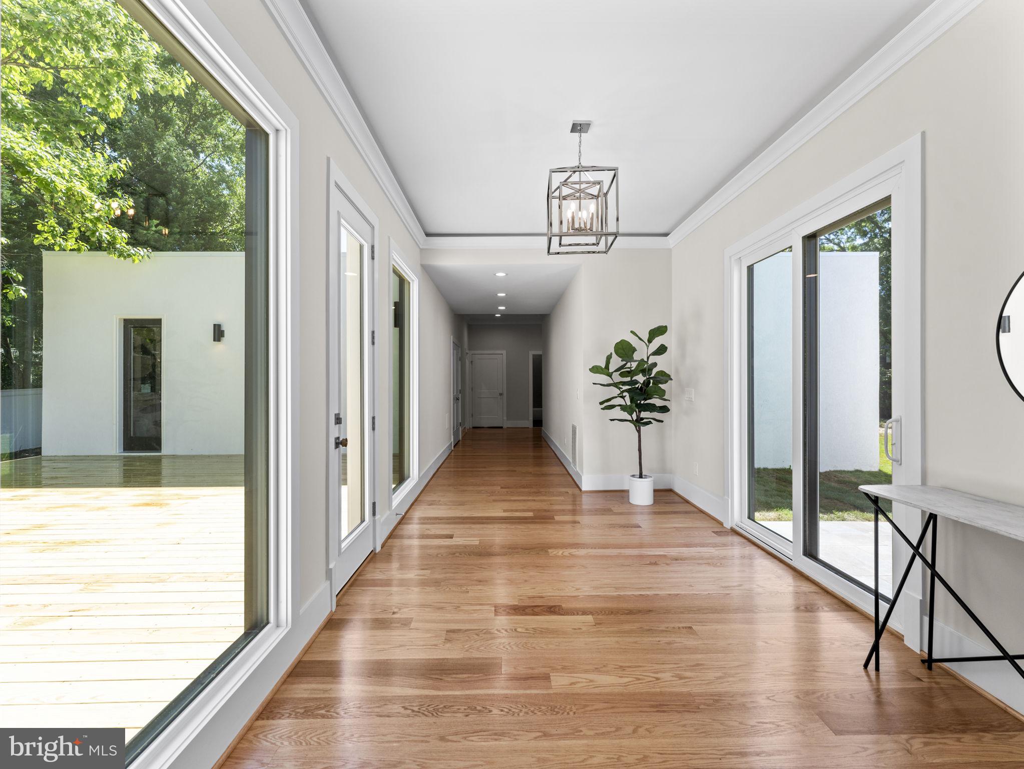 4110 FERRY LANDING ROAD