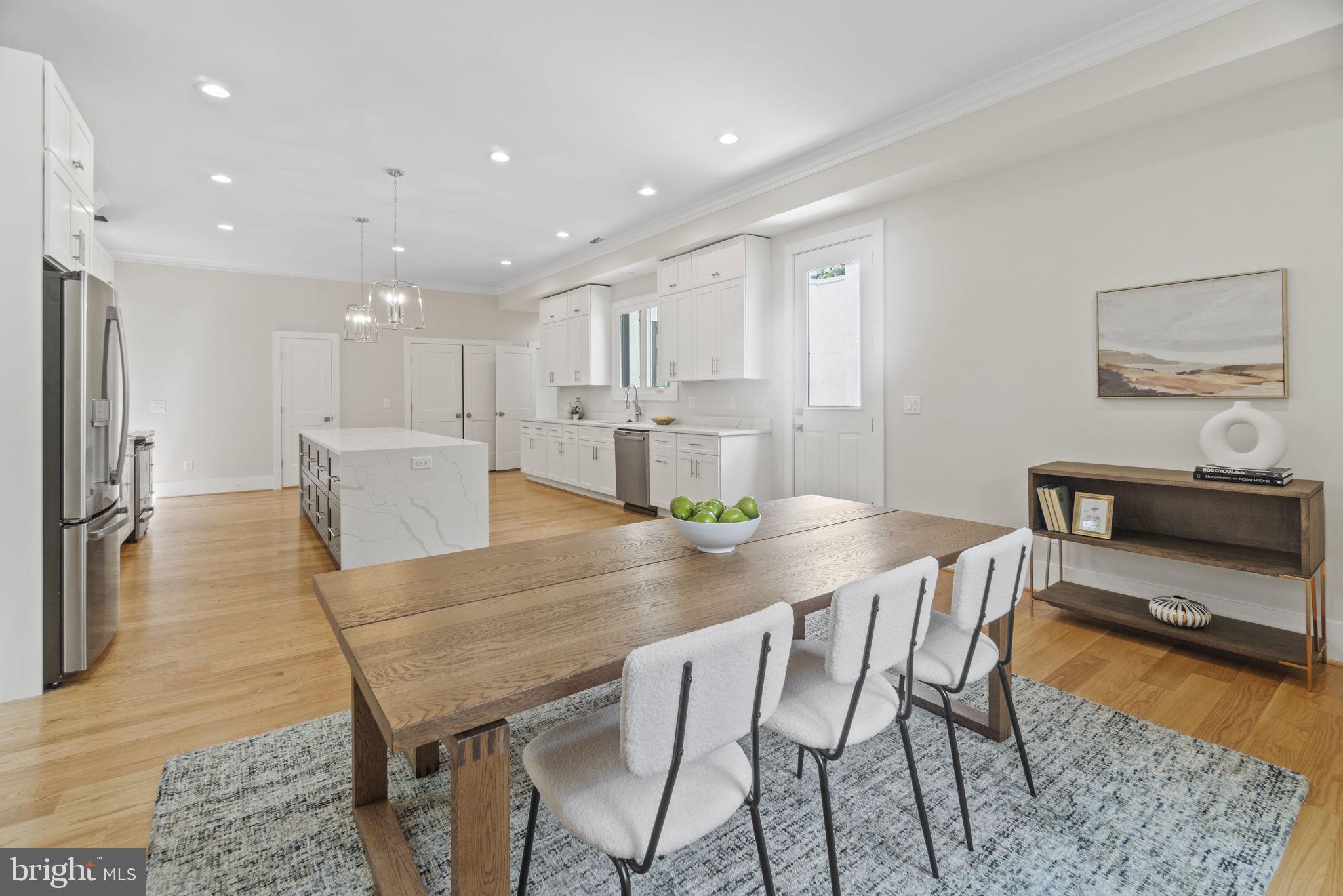4110 FERRY LANDING ROAD
