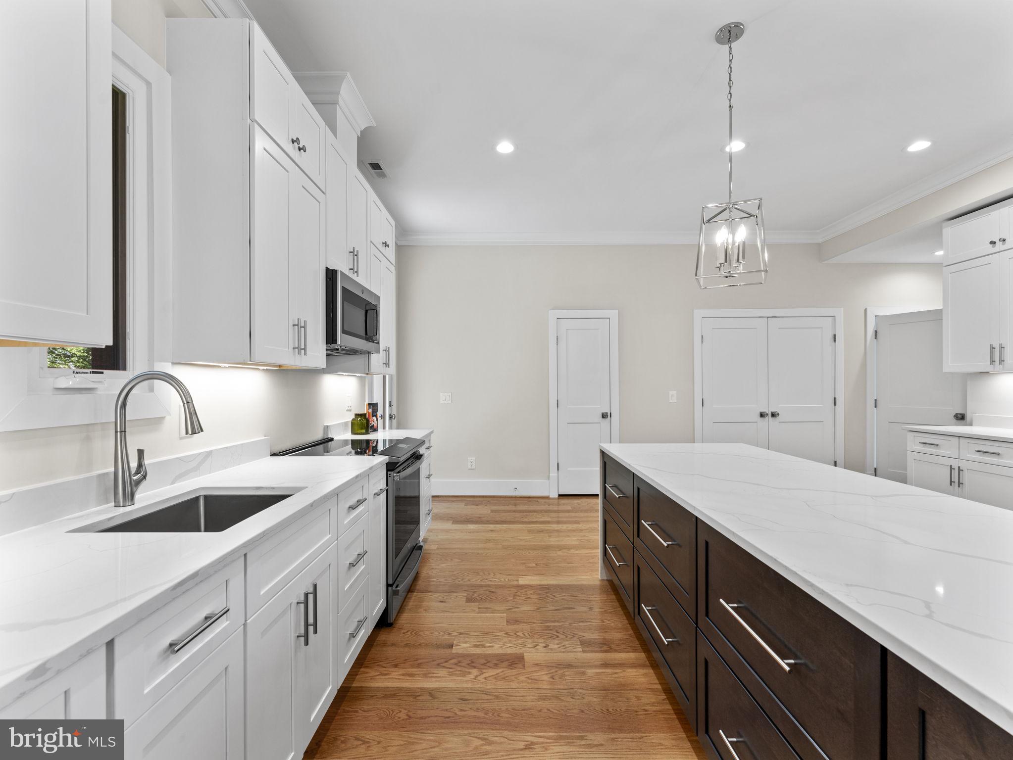 4110 FERRY LANDING ROAD