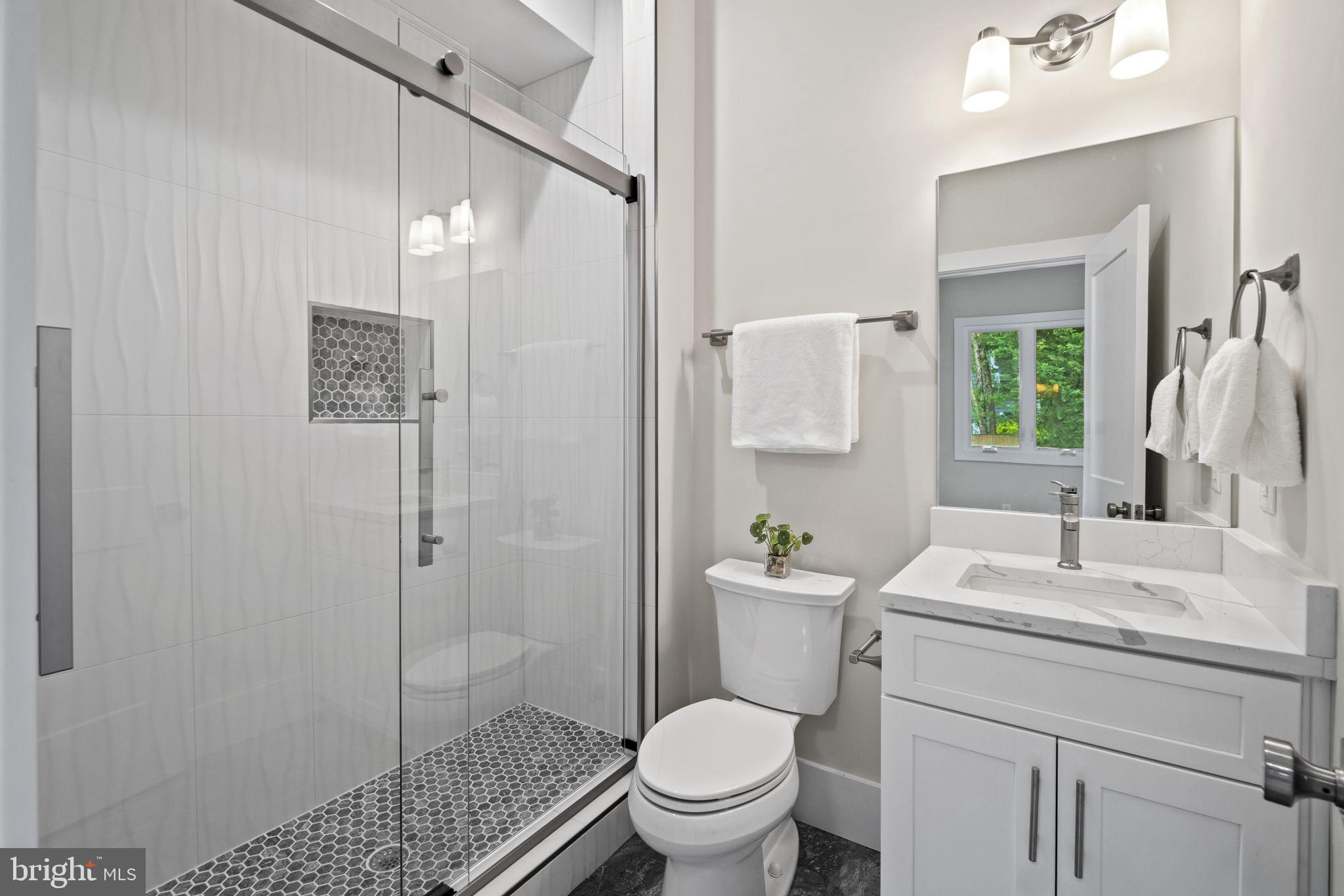 4110 FERRY LANDING ROAD