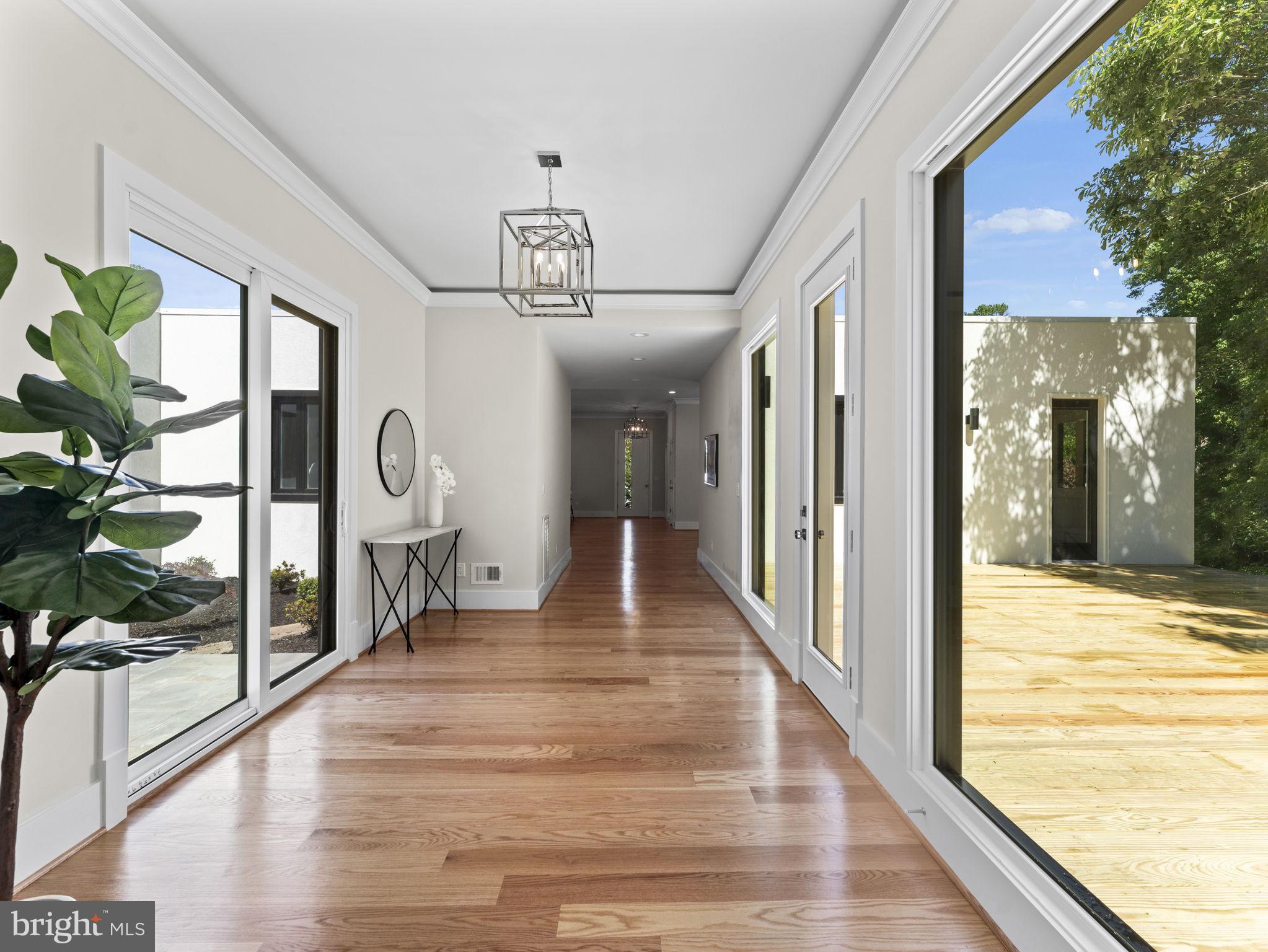 4110 FERRY LANDING ROAD