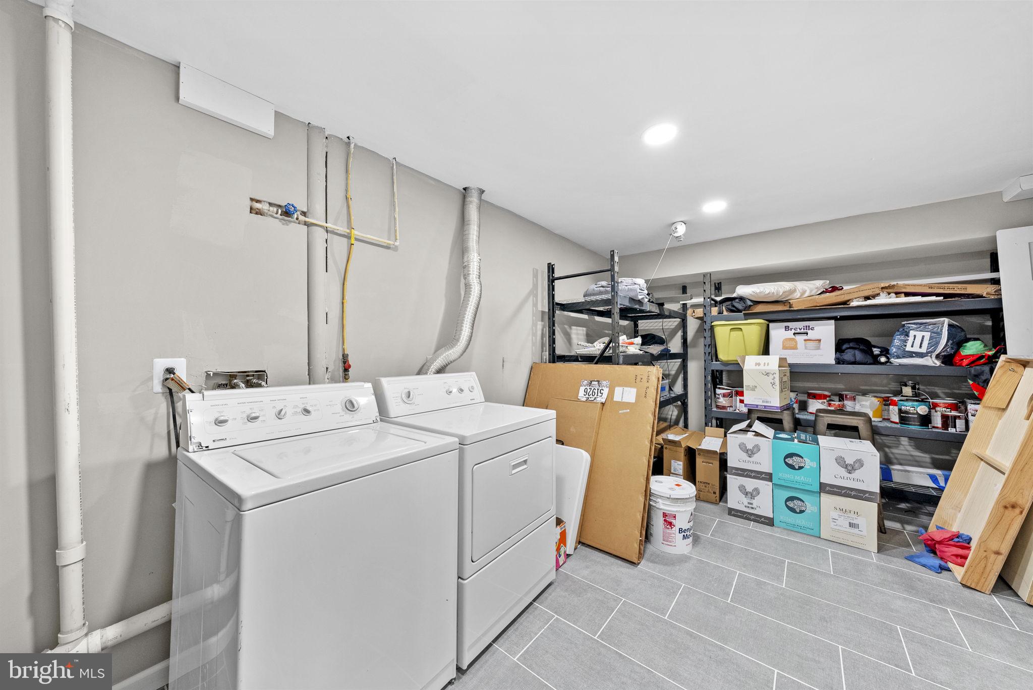 1286 VINTAGE PLACE