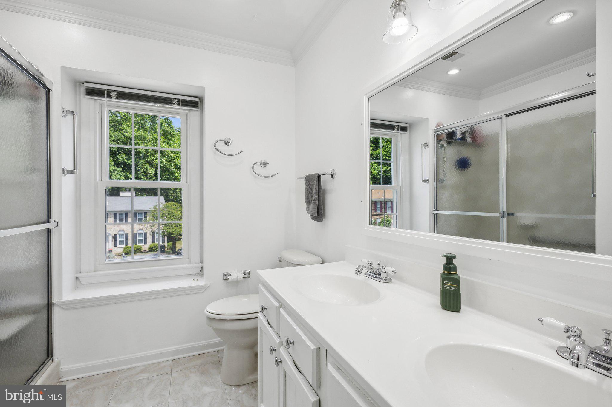 7704 GROVELAND HEIGHTS COURT