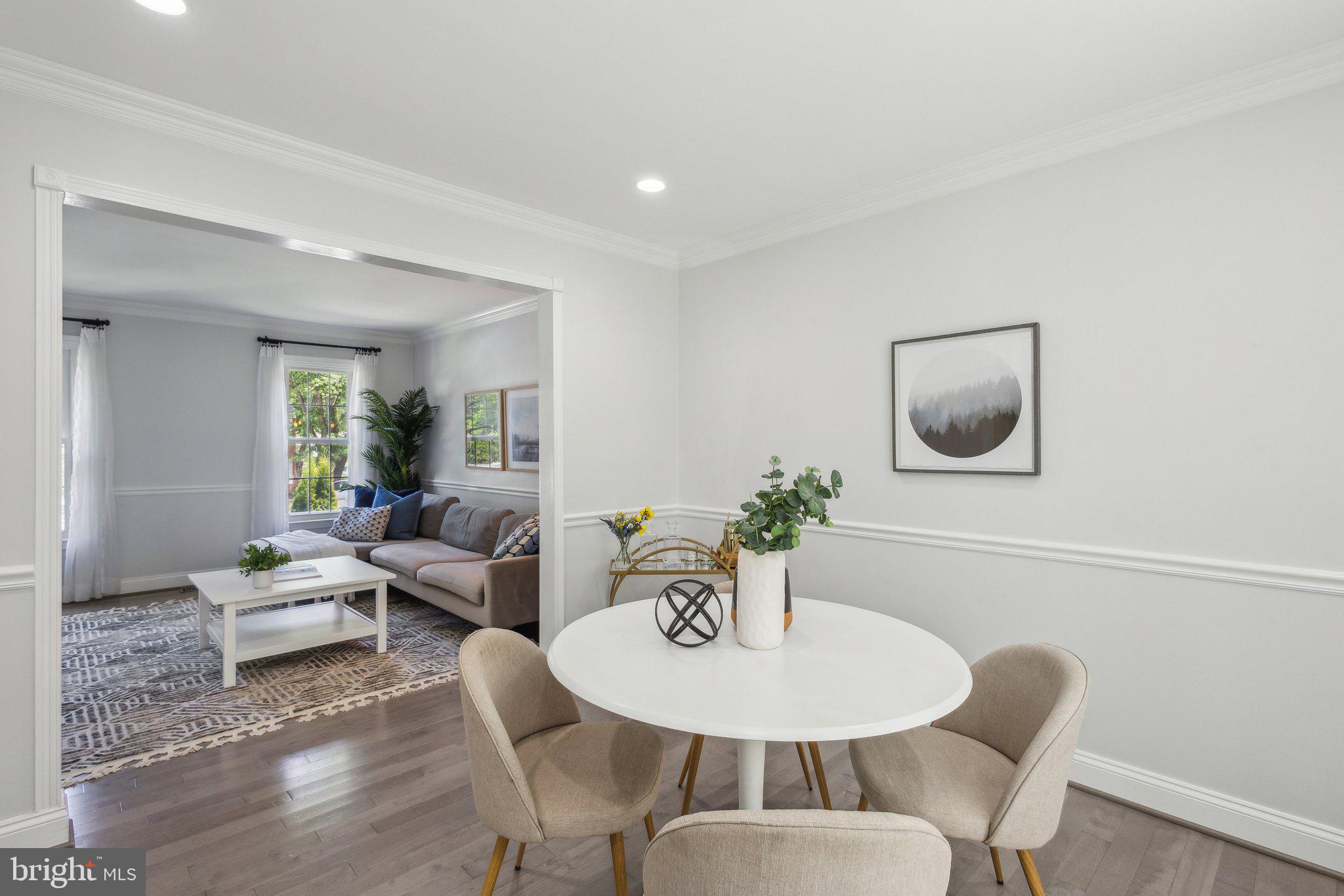 7704 GROVELAND HEIGHTS COURT