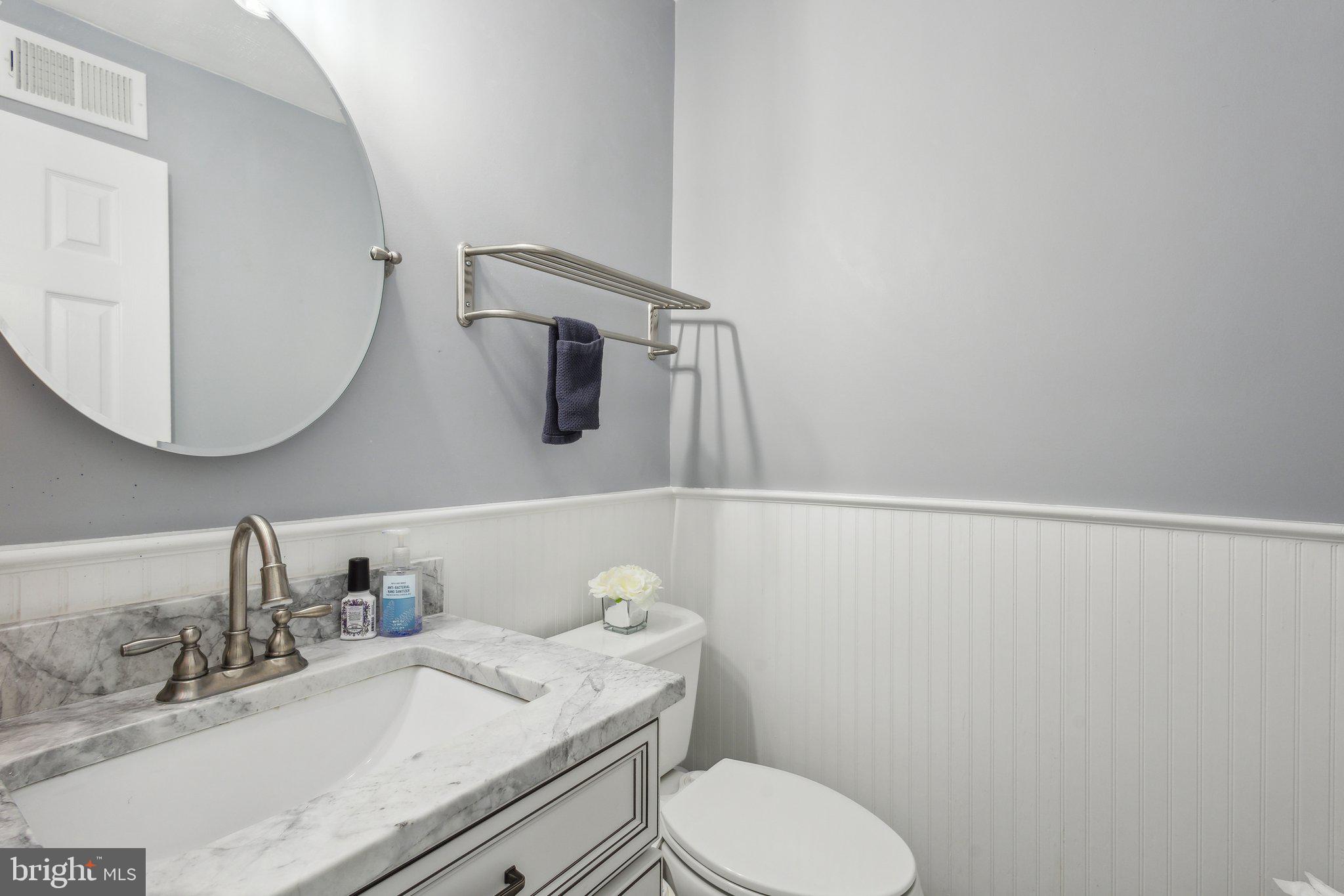 7704 GROVELAND HEIGHTS COURT