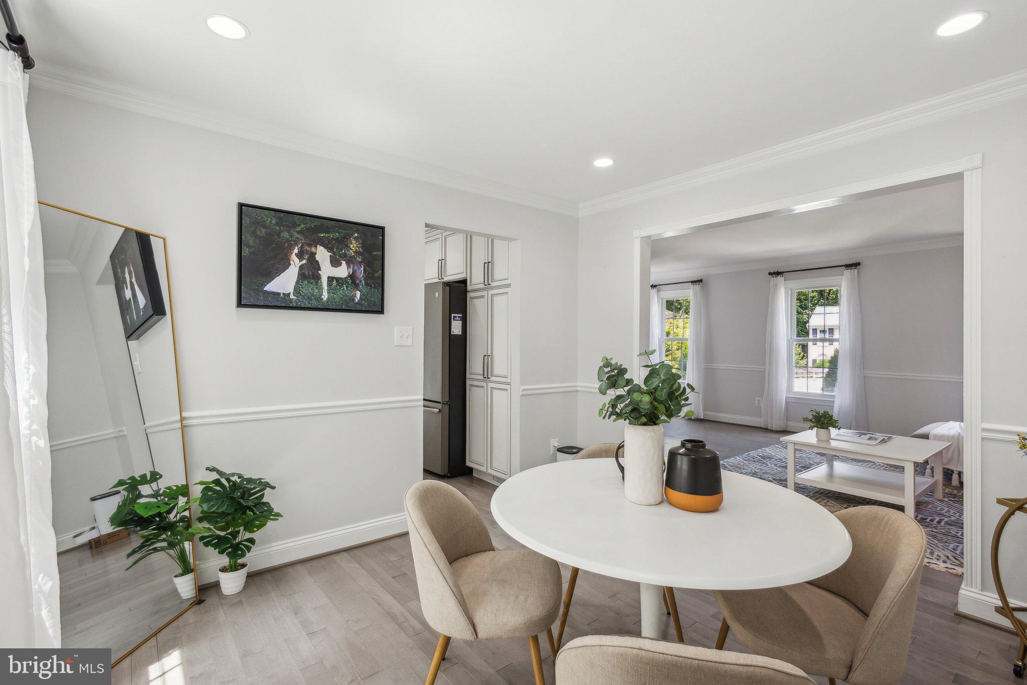 7704 GROVELAND HEIGHTS COURT