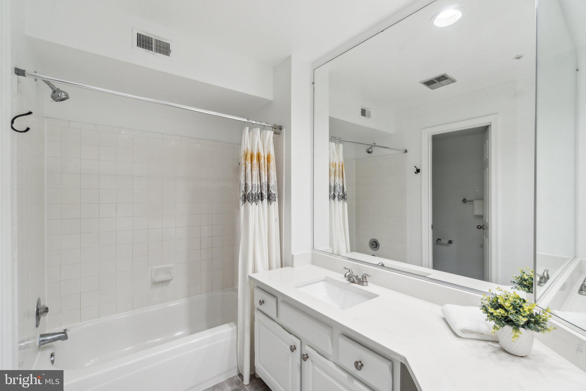 6934 ELLINGHAM CIRCLE F 118