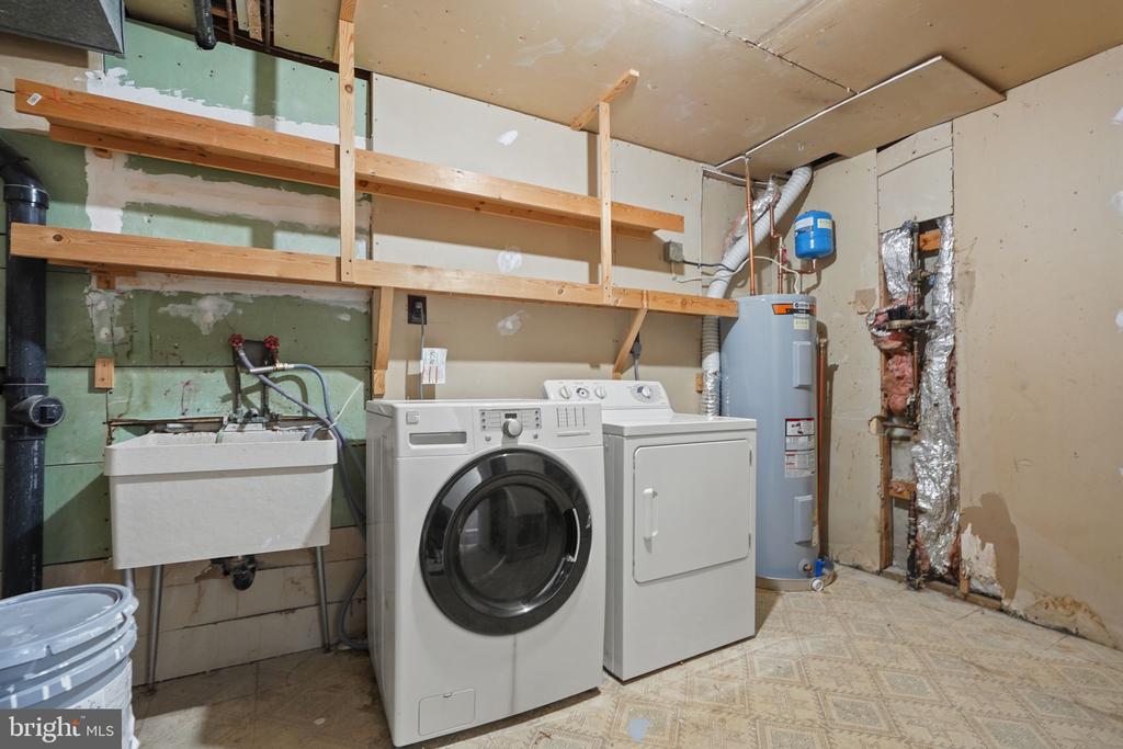 5863 JACKSONS OAK COURT