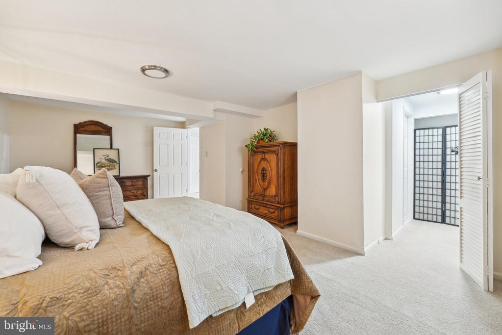 1484 OLD ASH GROVE