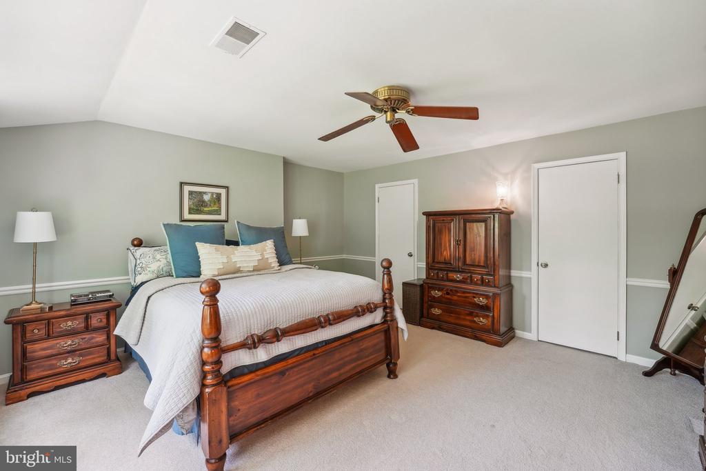 1484 OLD ASH GROVE