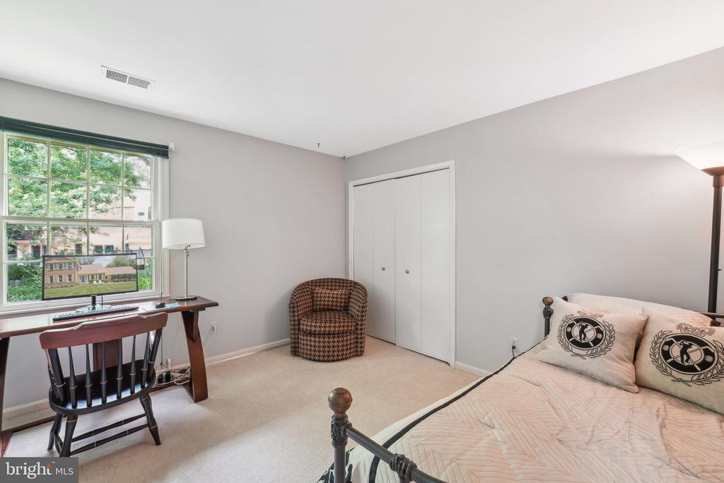 1484 OLD ASH GROVE
