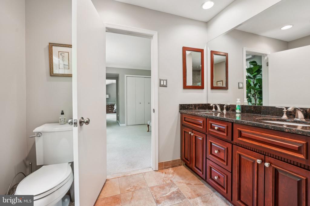 1484 OLD ASH GROVE