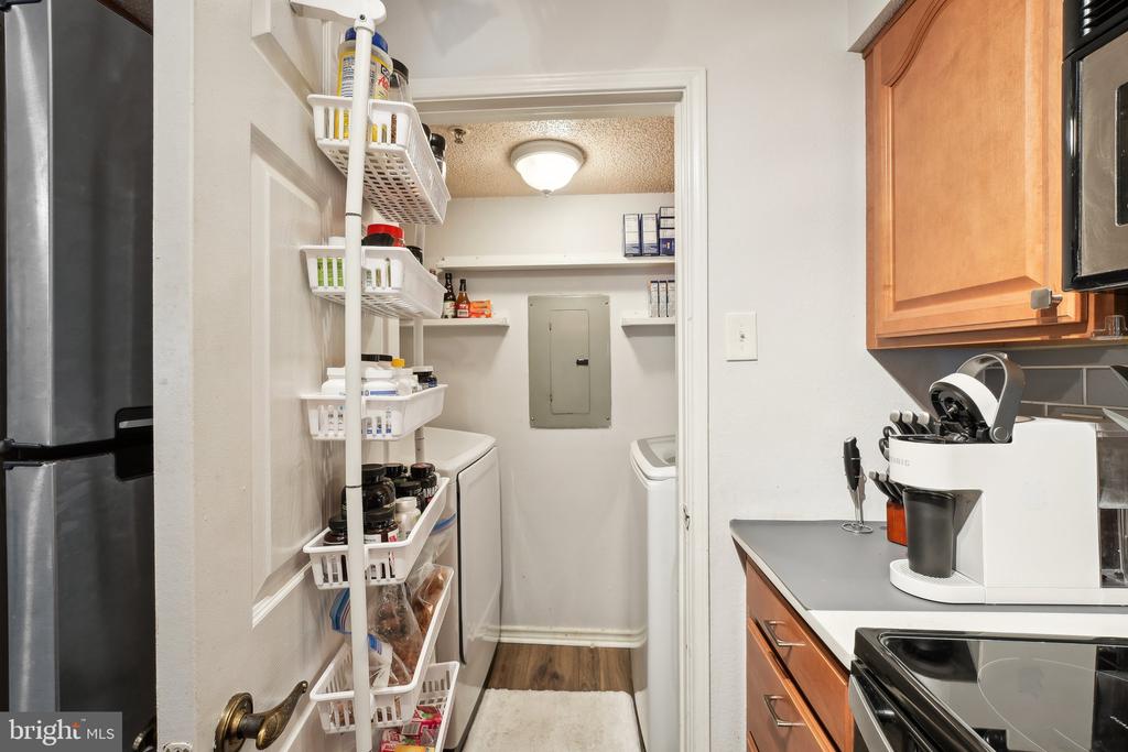 1504 LINCOLN WAY 337