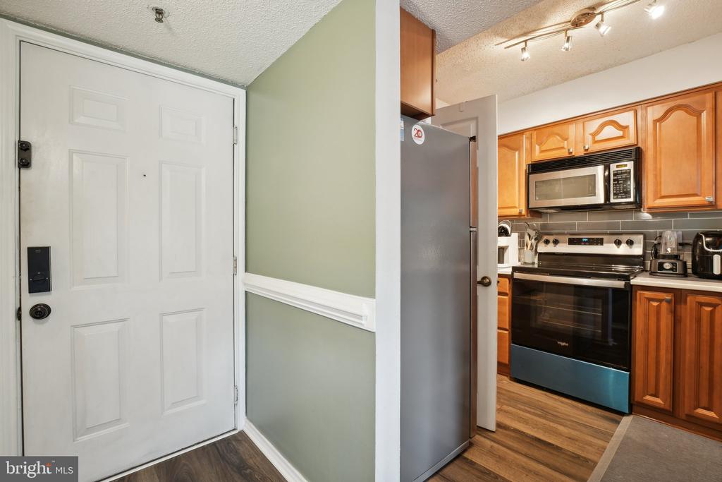 1504 LINCOLN WAY 337