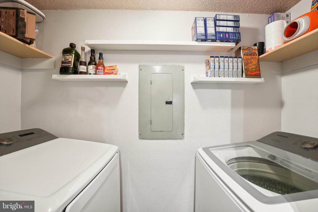 1504 LINCOLN WAY 337