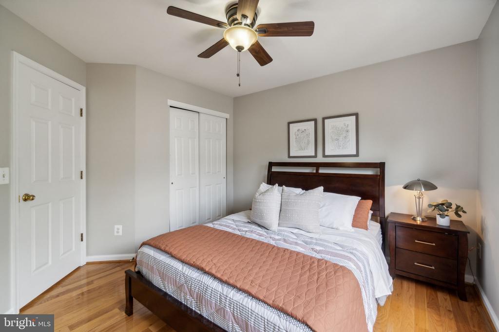 11489 CARRIAGE GATE COURT