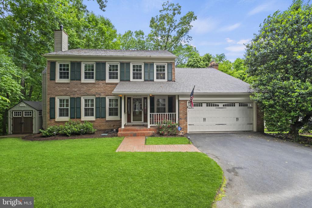 5914 SKYLINE HEIGHTS COURT