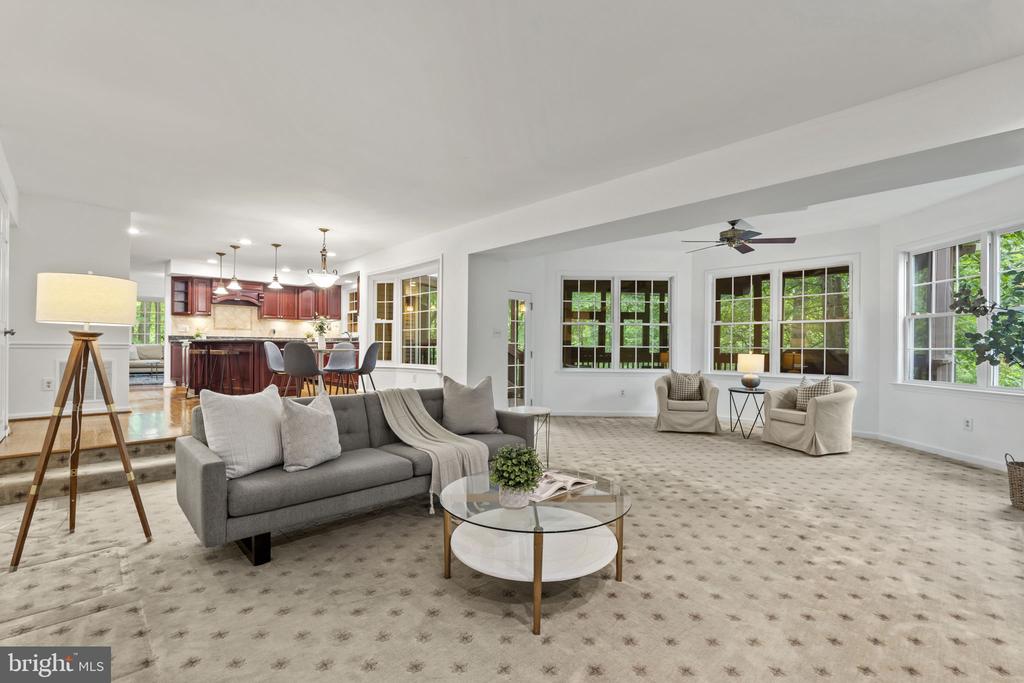 5914 SKYLINE HEIGHTS COURT