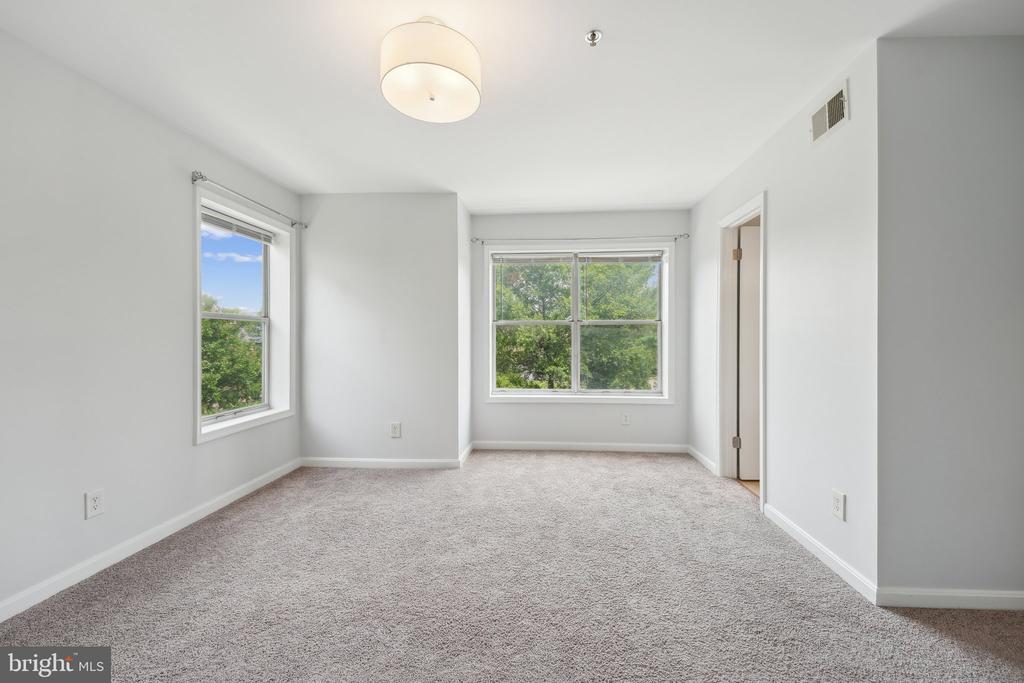 10248 APPALACHIAN CIRCLE 1-D3