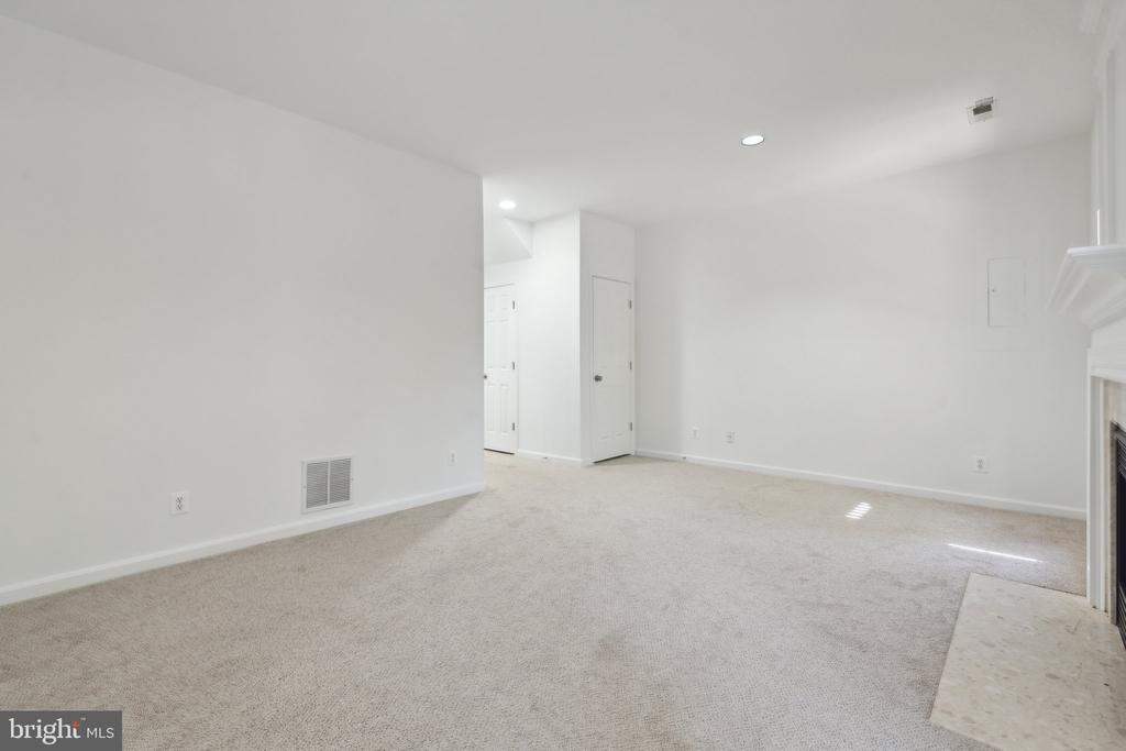 1023 LEXUS WAY
