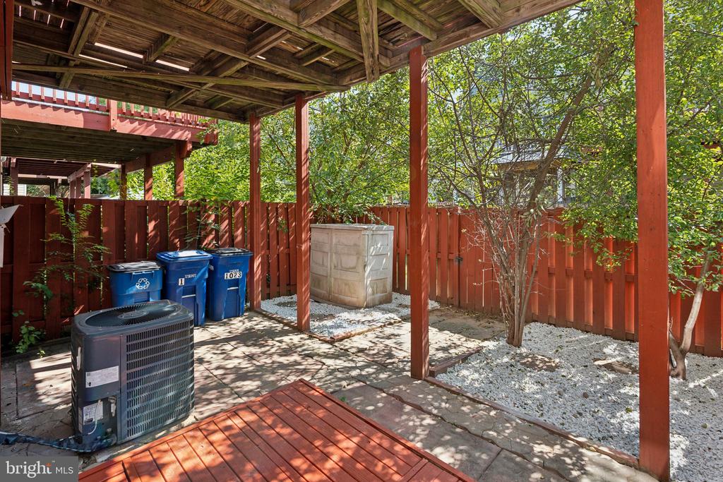 1023 LEXUS WAY