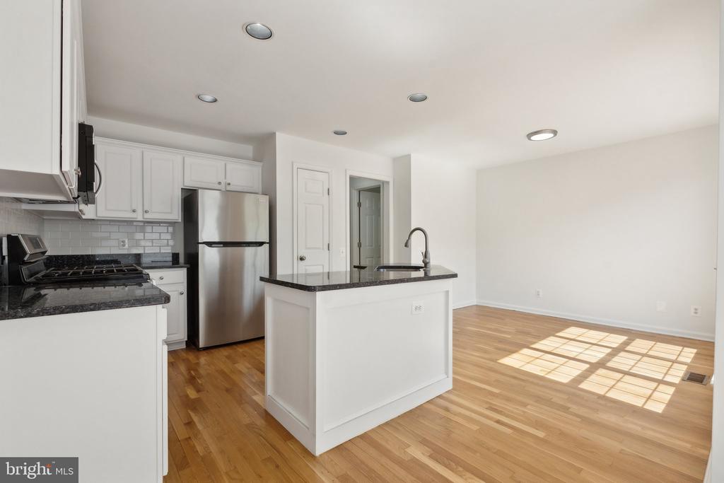 1023 LEXUS WAY