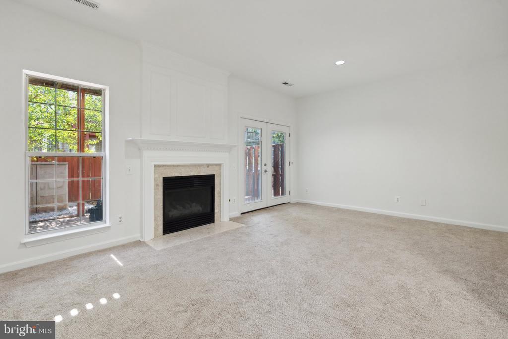 1023 LEXUS WAY