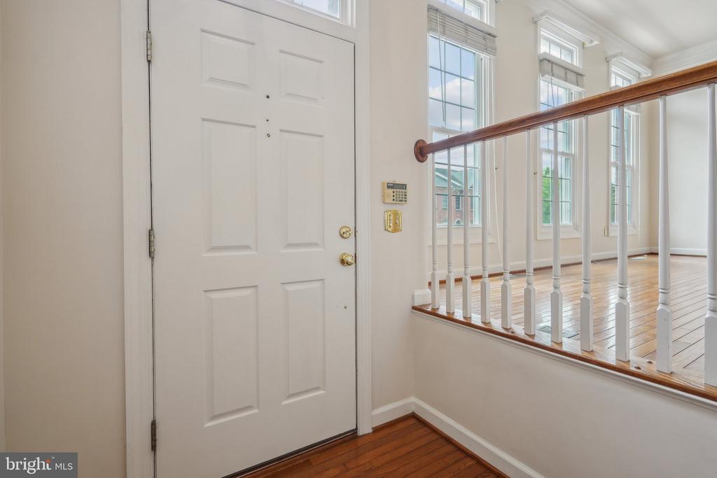 8022 KIDWELL HILL COURT