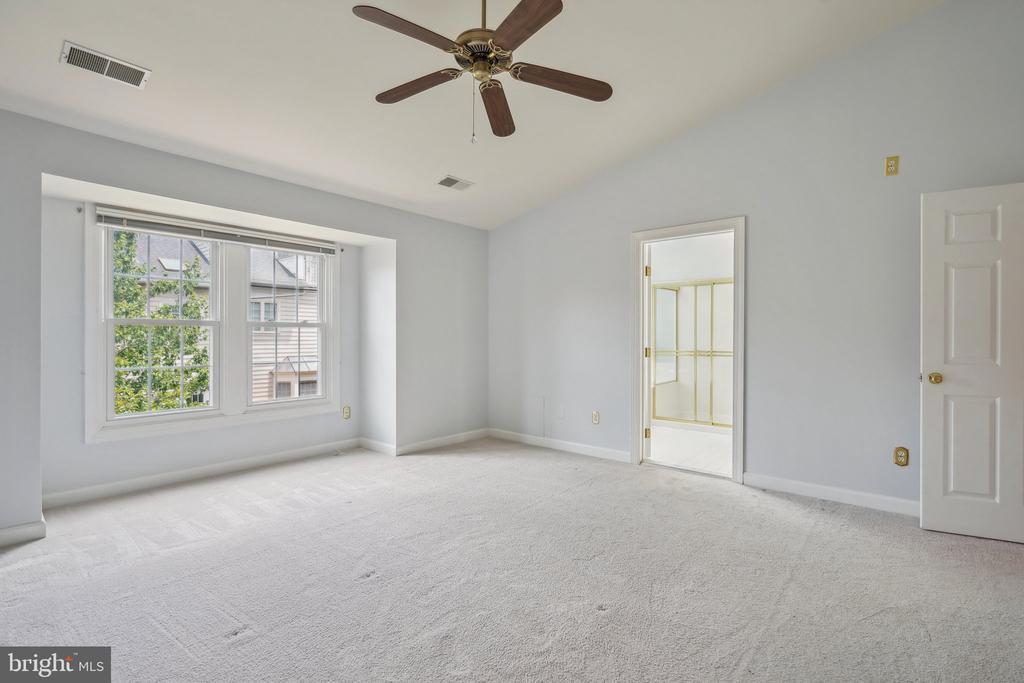 8022 KIDWELL HILL COURT