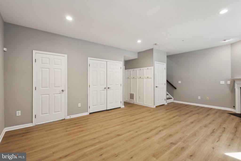 5277 BALLYCASTLE CIRCLE
