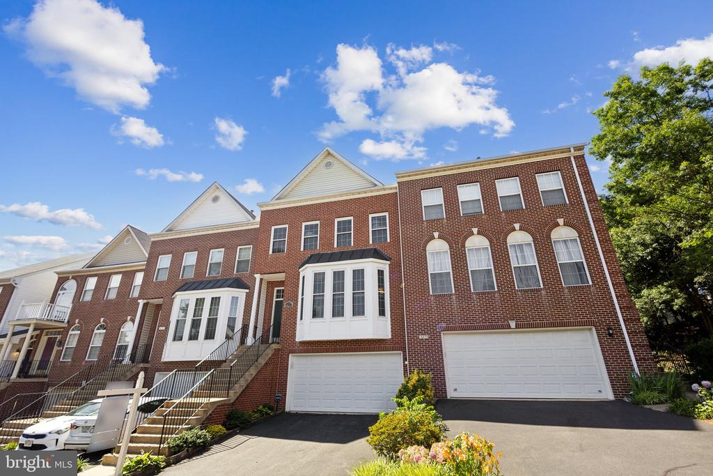 5277 BALLYCASTLE CIRCLE