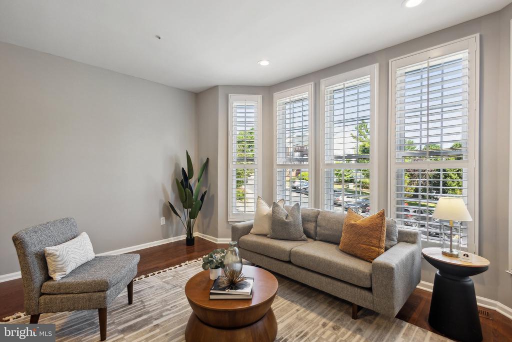 5277 BALLYCASTLE CIRCLE
