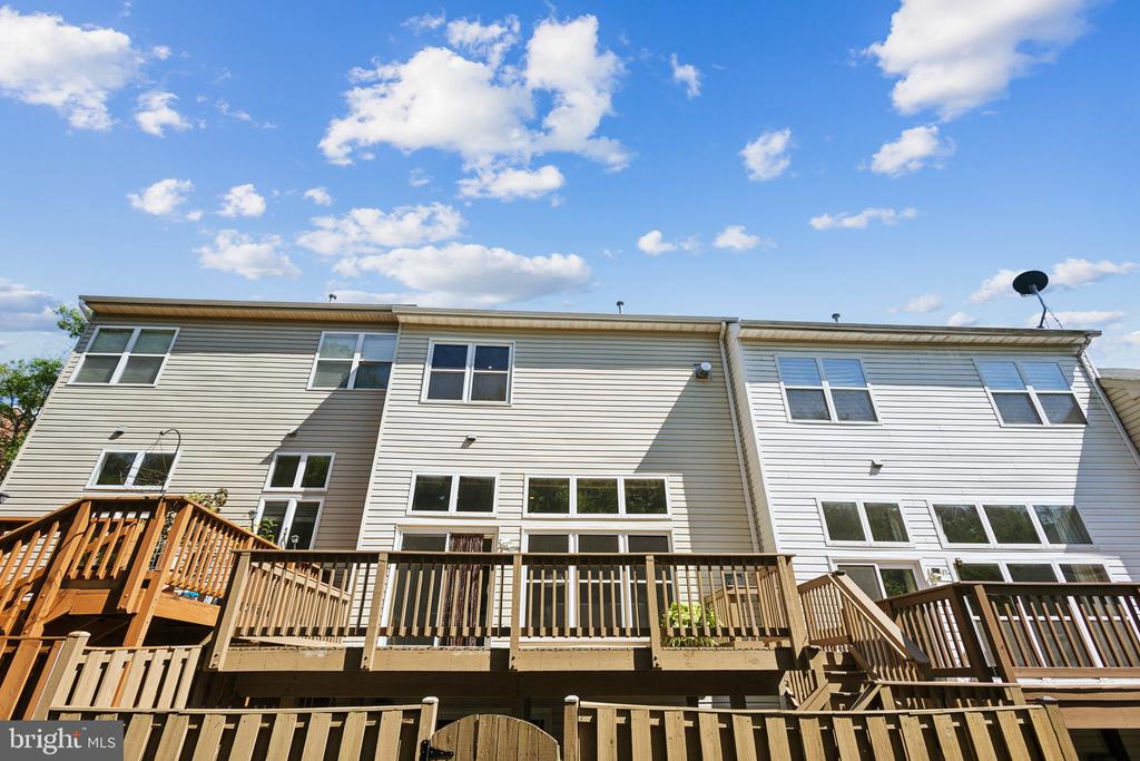 5277 BALLYCASTLE CIRCLE