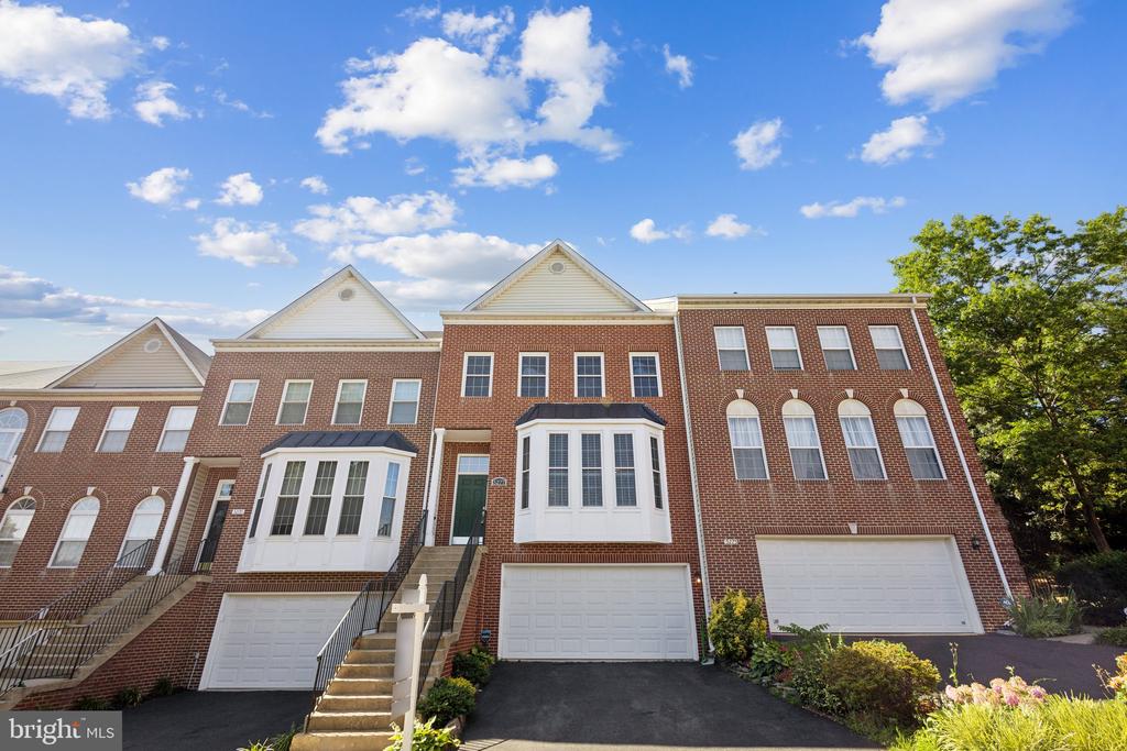 5277 BALLYCASTLE CIRCLE