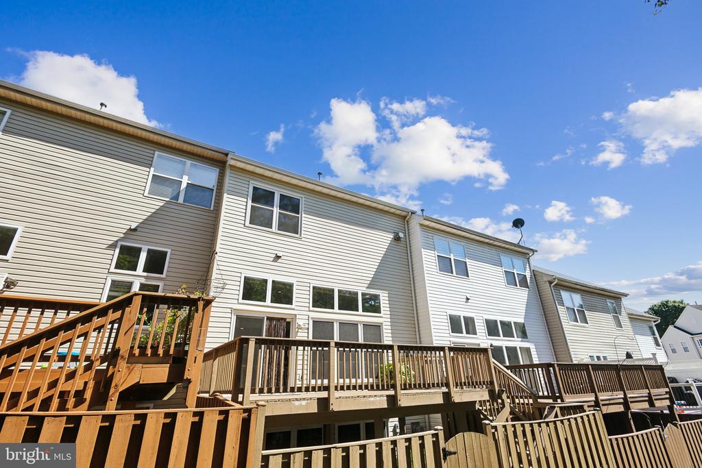 5277 BALLYCASTLE CIRCLE