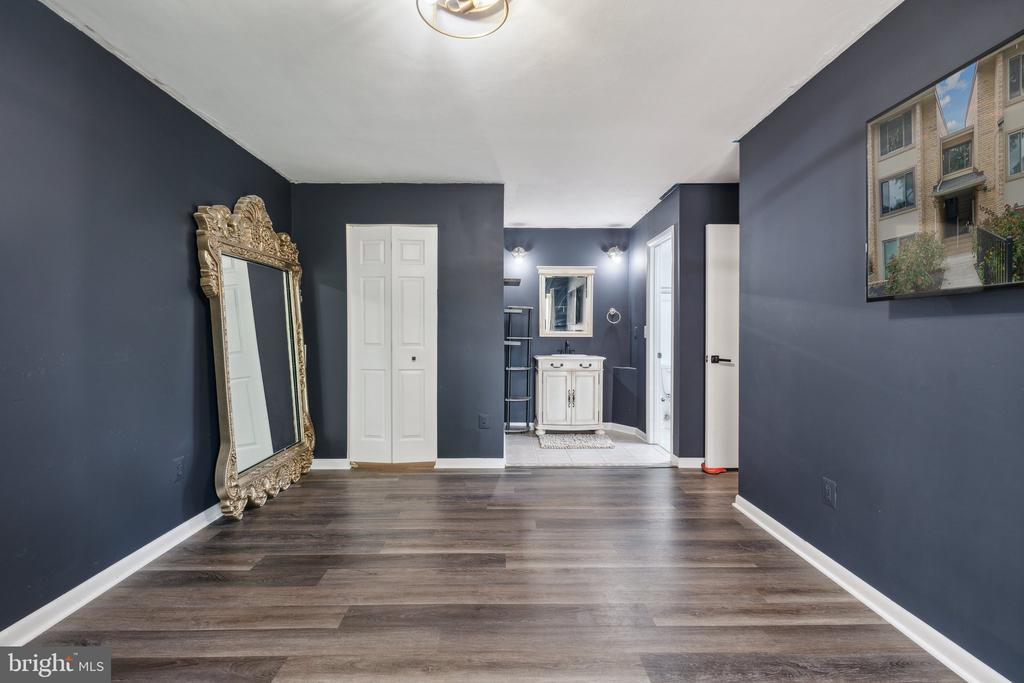 10206 BUSHMAN DRIVE 422
