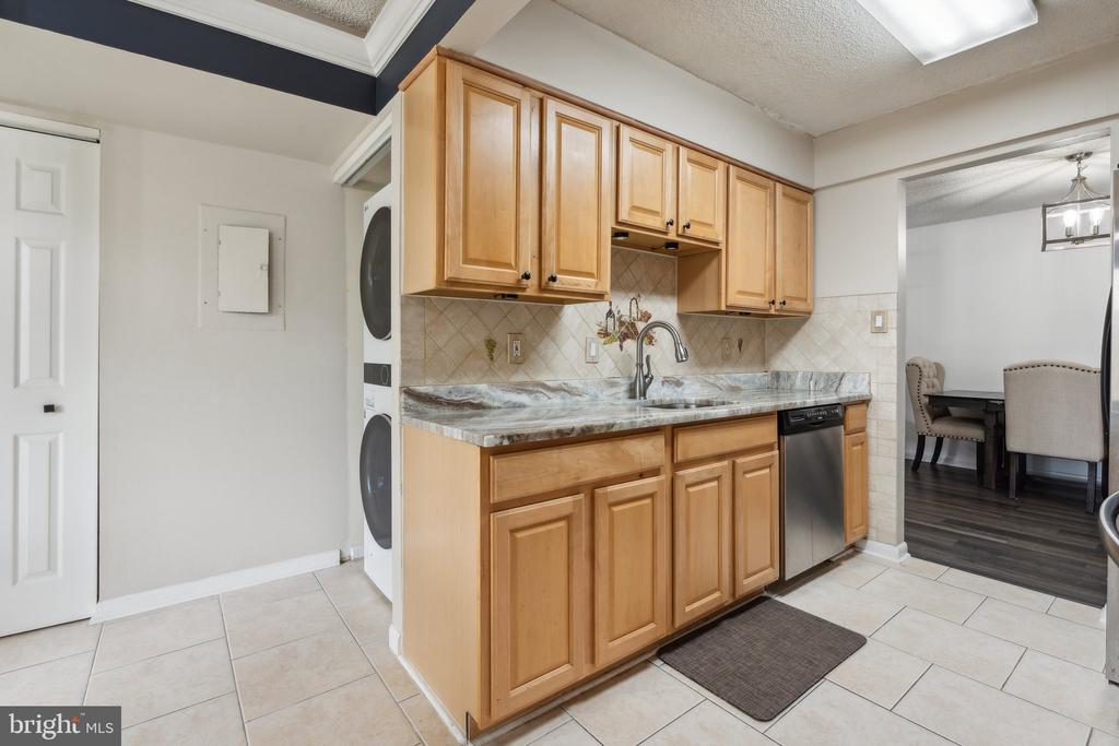 10206 BUSHMAN DRIVE 422