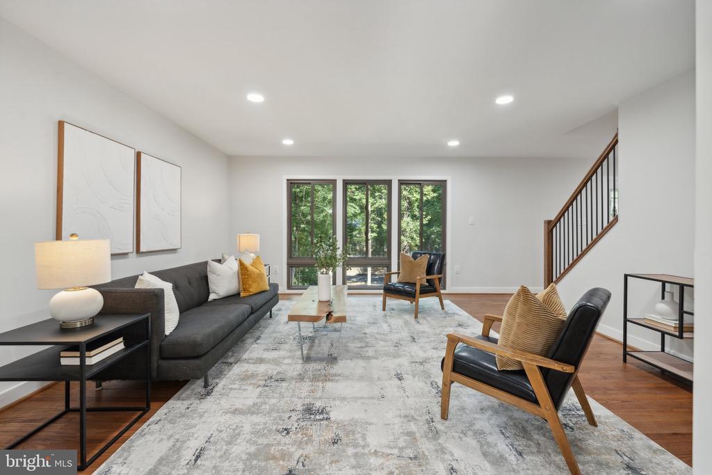 9027 TIMBERWOLF COURT