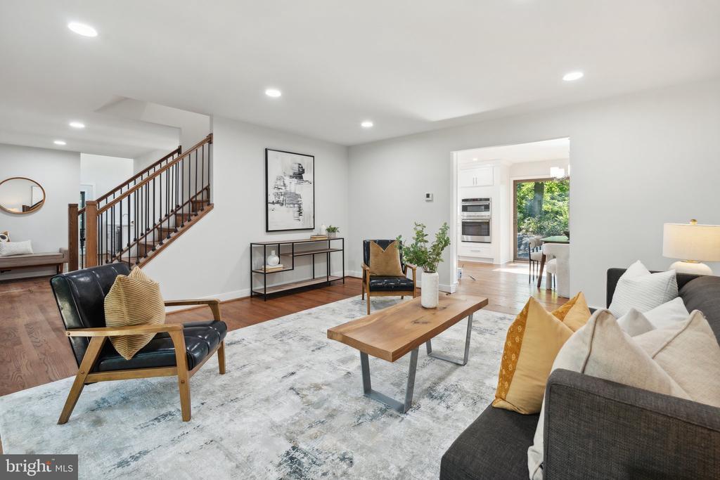 9027 TIMBERWOLF COURT