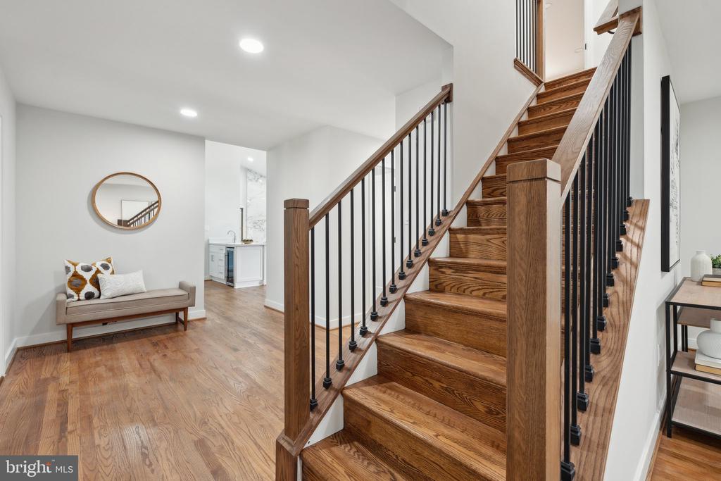 9027 TIMBERWOLF COURT