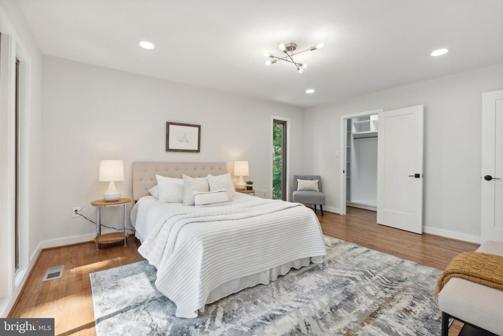 9027 TIMBERWOLF COURT