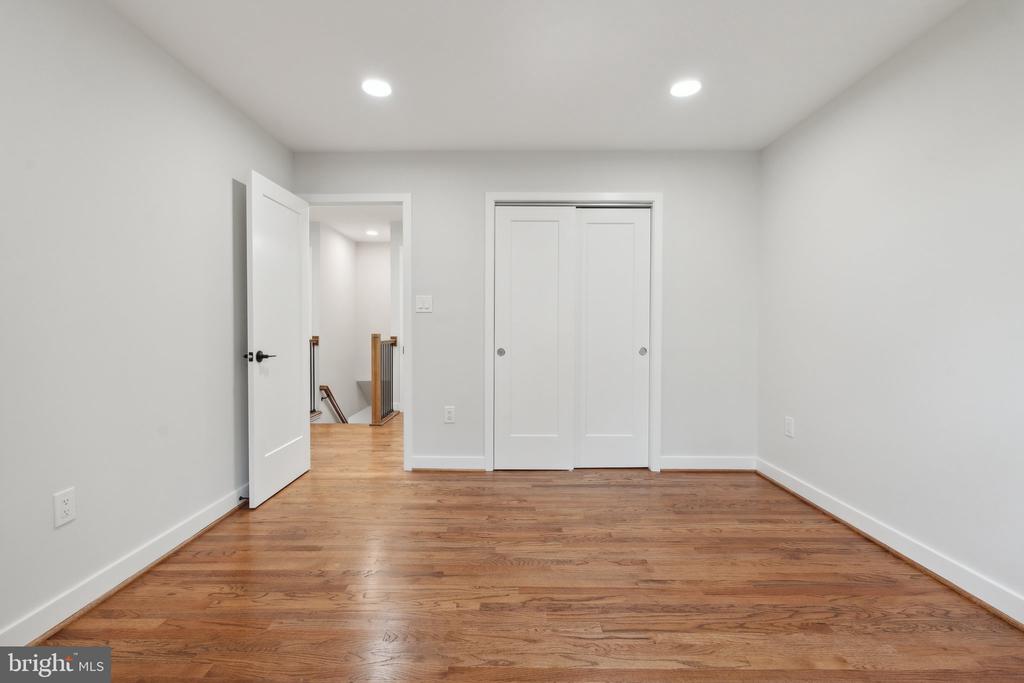 9027 TIMBERWOLF COURT
