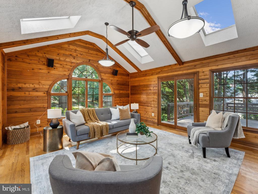 2326 RIVIERA DRIVE