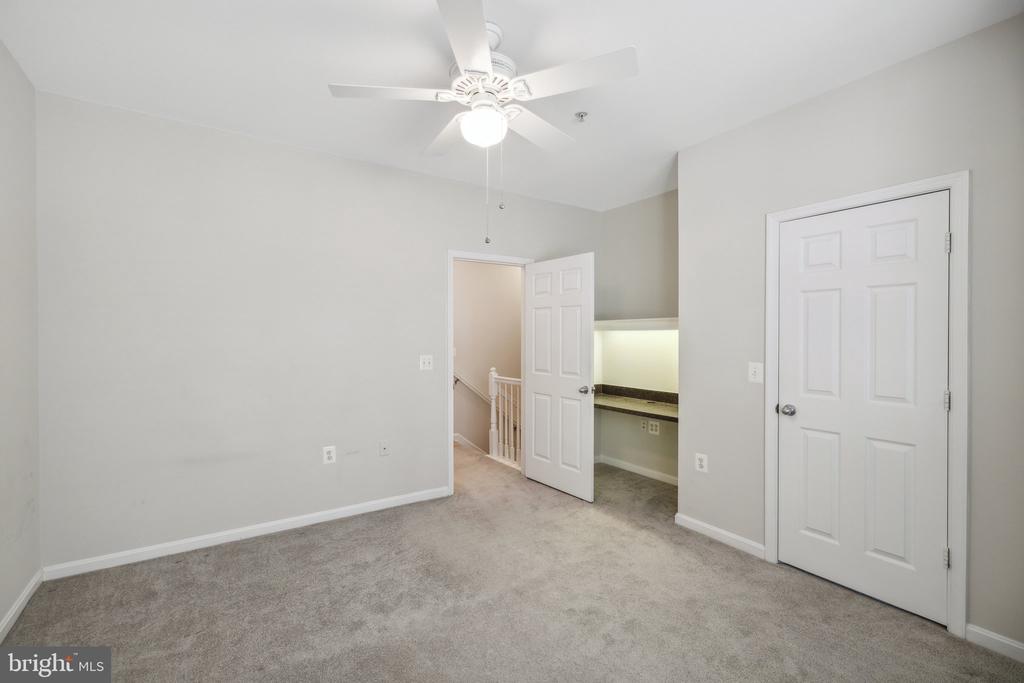 9490 VIRGINIA CENTER BOULEVARD 132